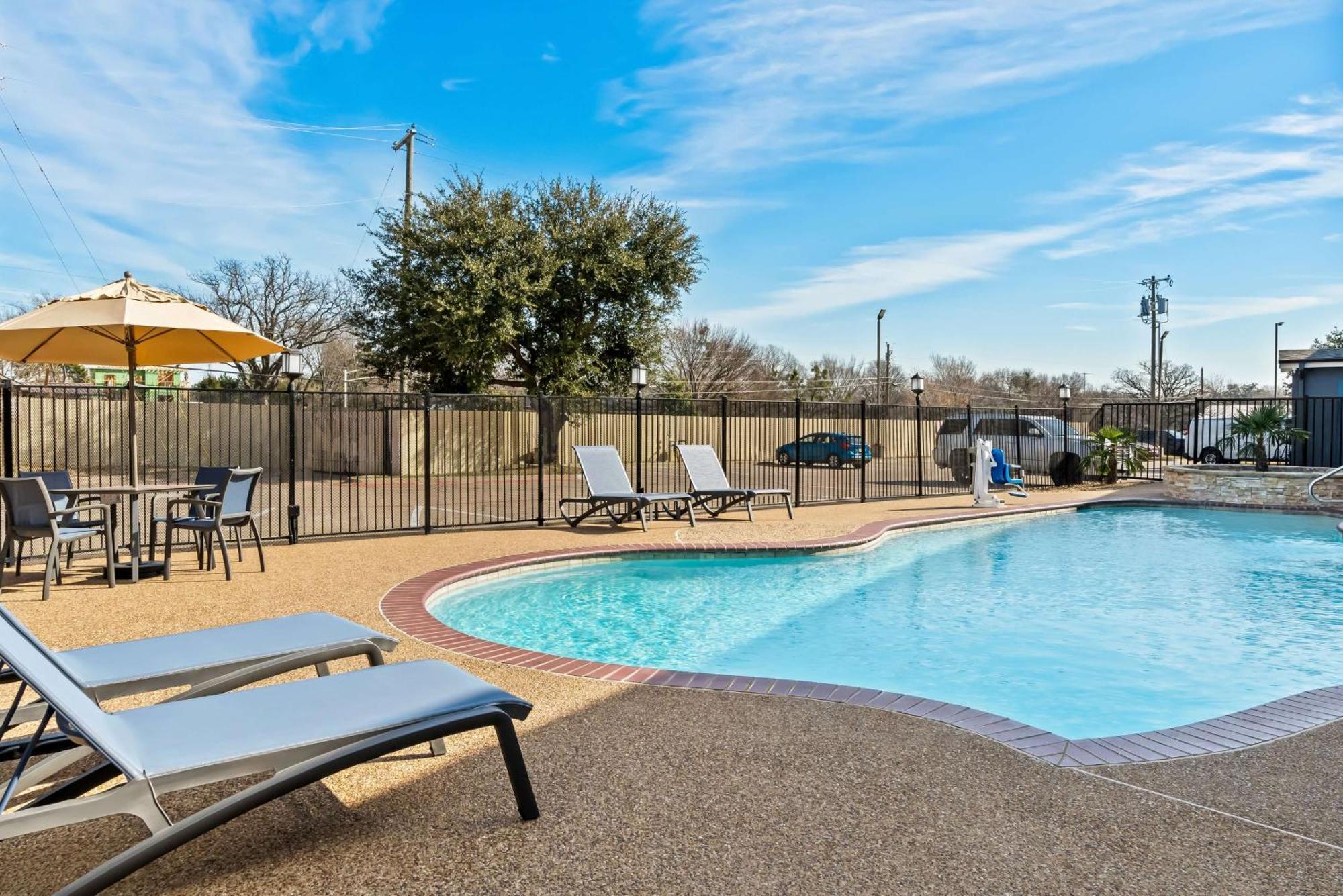 Best Western Executive Inn Seagoville Exterior foto